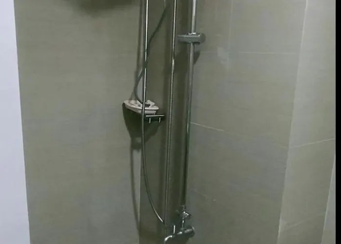 Aparthotel Shore Residences,1bedroom With Balcony Walking Distance To Mall Of And Near Airport